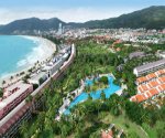 Foto Hotel		Duangjitt Resort & Spa in		Patong Beach, Phuket 83150 Thailand